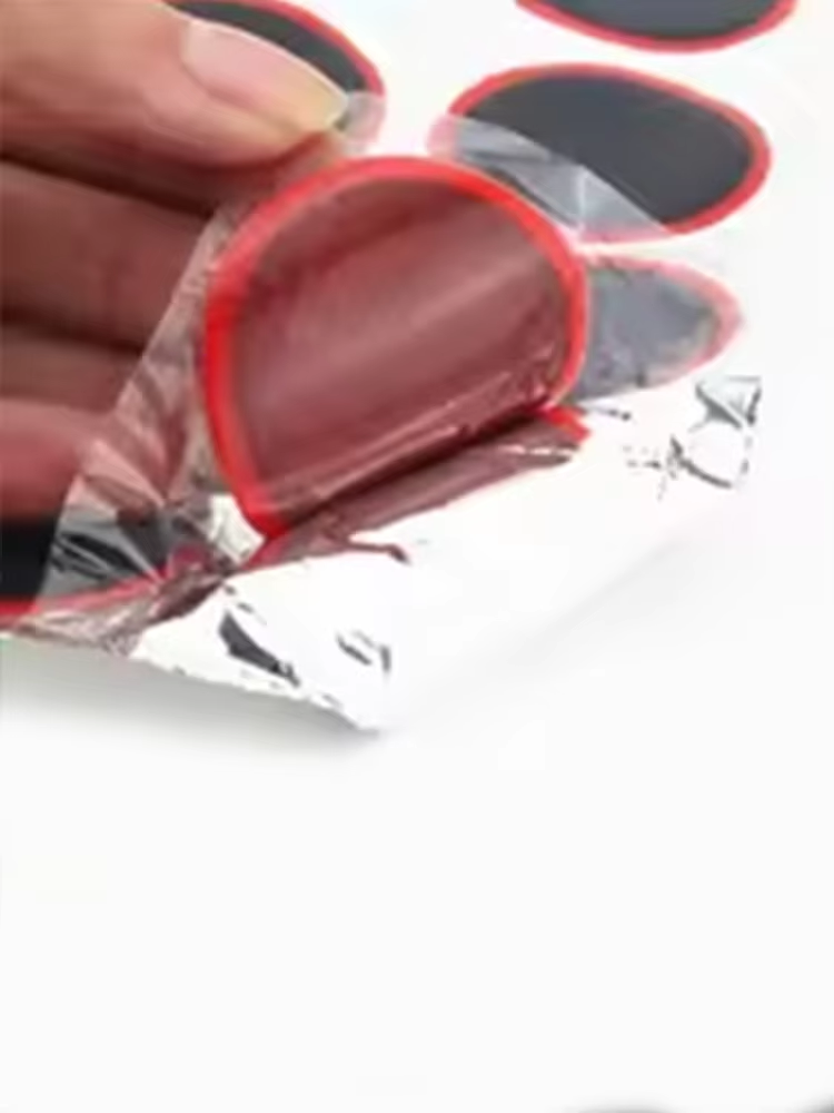 自転車用ゴム製パンク修理パッチ 自転車タイヤチューブ修理キッ - Bike Tube Repair Kit のレビューと価格